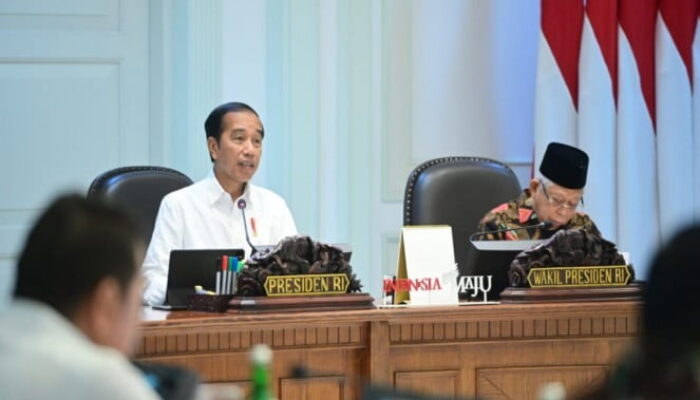 Jokowi Instruksikan Penyelesaian Non Yudisial Pelanggaran HAM Berat