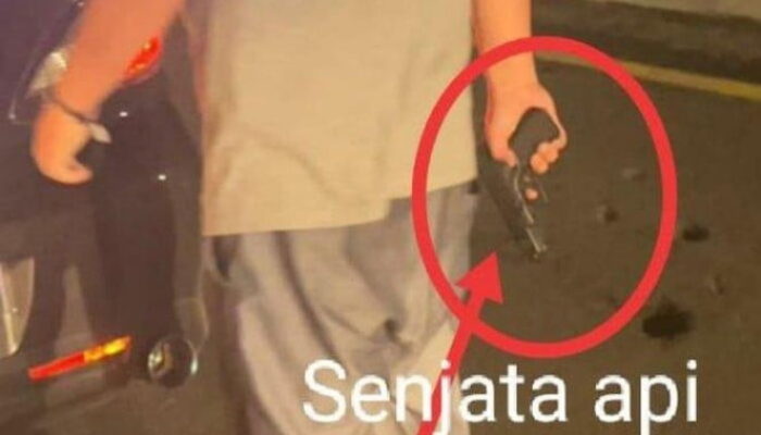 Heboh, Koboi Jalanan Berplat Polisi Bawa Pistol Pukul Sopir Taksi