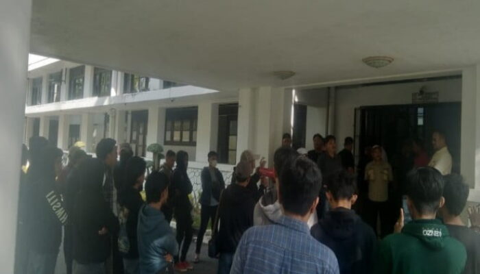 AMPR Sulsel Desak Danny Pomanto Tutup Alfamidi Se-Kota Makassar