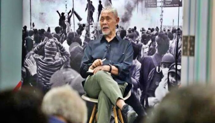 Demokrasi Sudah Tak Menyenangkan, Hukum Telah Dirusak MK