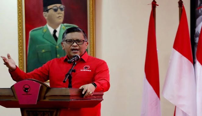 Sekjen PDIP Sesali Ambisi Kekuasaan Jokowi, Hukum Direkayasa Melalui MK