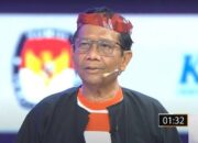 Mahfud Sindir Gibran Tinggalkan Podium Debat Cawapres