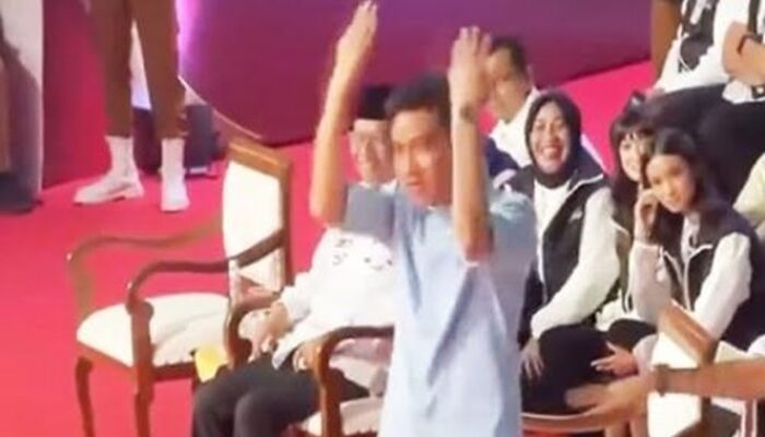 KPU Tegur Gibran Gegara Mengompori Pendukung saat Debat