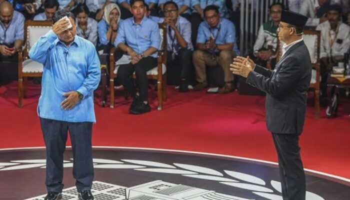 Skor Debat Pertama, Anies 9, Ganjar Minus dan Prabowo Tak Nyambung
