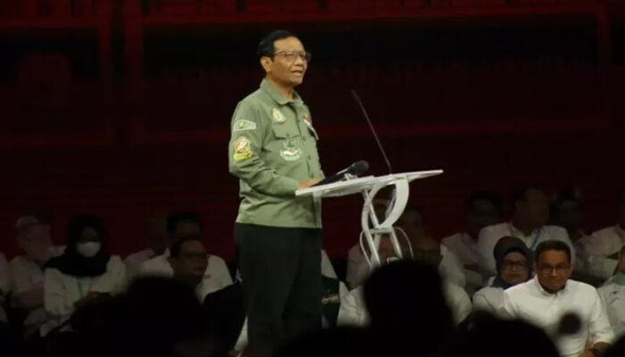 Mahfud : Tidak Menjawab Pertanyaan Orang Bodoh Adalah Jawaban yang Paling Baik!