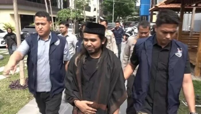 Polisi Jemput Paksa Syamsudin Terkait Video Viral Tukar Pasangan