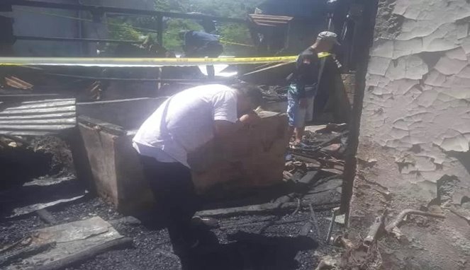puing puing kebakaran di distrik