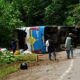Kecelakaan Bus damri yang terguling di jalur trans Bada-Tentena, Sulteng setelah berpapasan dengan dump truck.