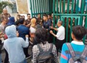 Aksi Unjuk Rasa Mahasiswa Kendari di Depan Kantor Kejati Sultra Ricuh