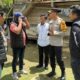 Polisi olah TKP di lokasi anak bunuh ayah dan ibu kandungnya di Mamasa, Sulbar