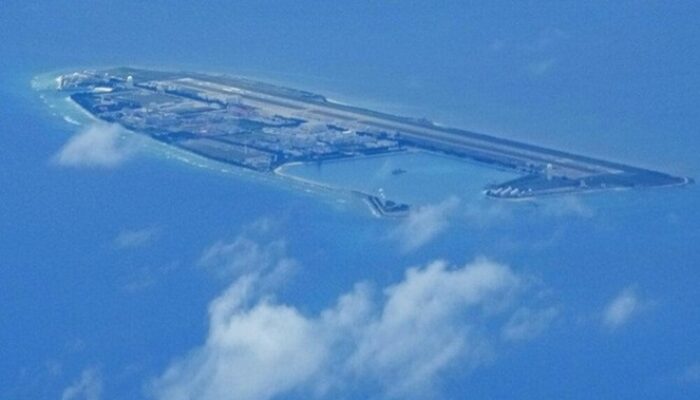 Filipina Meradang, China Bangun Pulau Baru di LCS