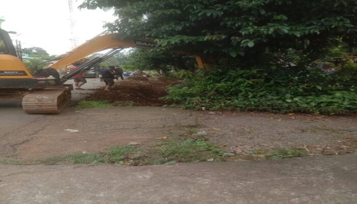 Tabrak UU, Proyek Drainase di Lekopaccing Tanpa Papan Nama