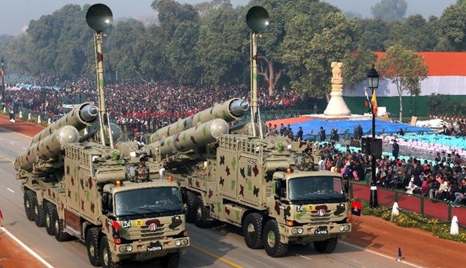 Foto: Misil BrahMos (AP Photo /Manish Swarup)