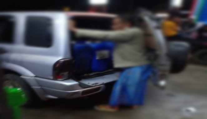 Oknum Wartawan TN di Bulukumba ‘Nyambi’ Jadi Mafia Solar