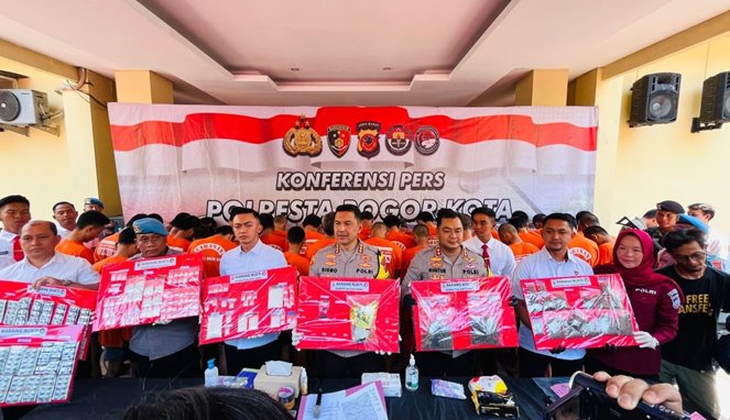 Polisi ciduk 43 Pelaku narkoba di Bogor sabu ganja dan psikotropika ditemukan