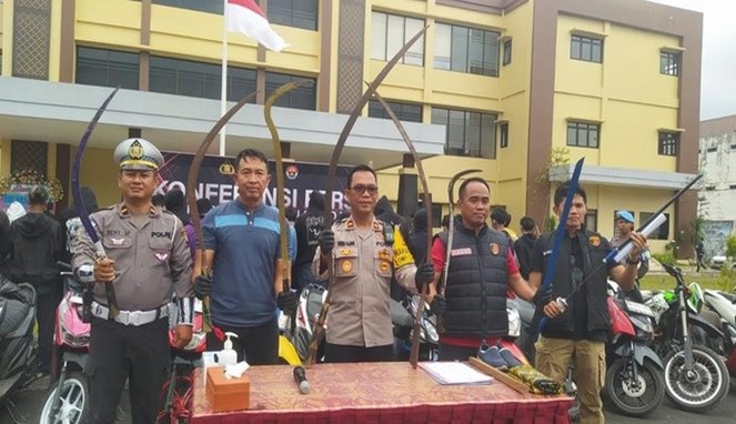 Polres Magelang Gagalkan Rencana Tawuran, 35 Remaja dan 9 Sajam Diamankan