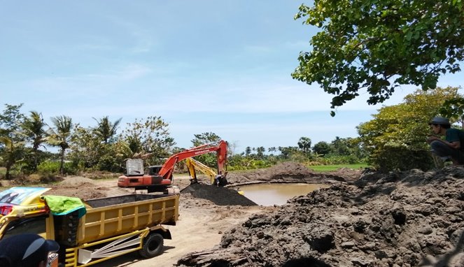 Tambang 'Ilegal' di Takalar Semakin Beringas! Warga Tersiksa, APH Diam Saja?