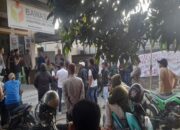 Bawaslu Luwu Utara Didemo, Massa Pertanyakan Kelanjutan Kasus Bupati