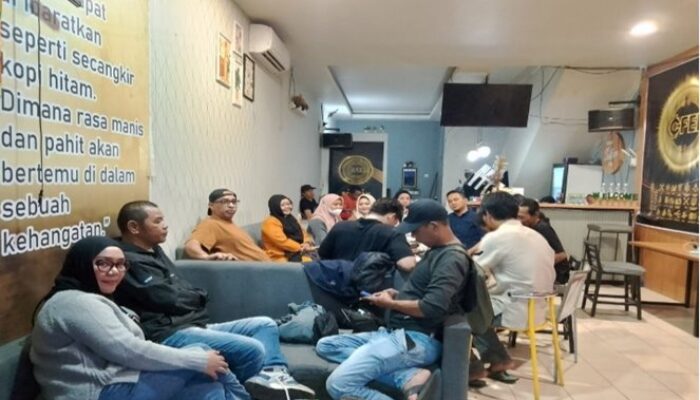Panitia Reuni STEMKAR Siapkan Kejutan untuk Guru Legendaris
