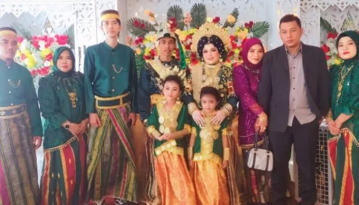 Momen Bahagia, Keponakan Ketua SEKAT-RI Resmi Melepas Masa Lajang di Pinrang