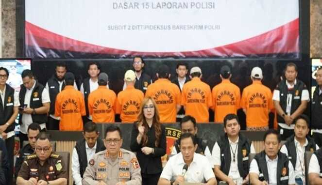 Robot Trading Net89 Terbongkar,15 Tersangka dan 26 Properti Disita