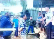 Kejam! Rumah Anak Dg. Rurung Dihancurkan dengan Dalih Aset Desa