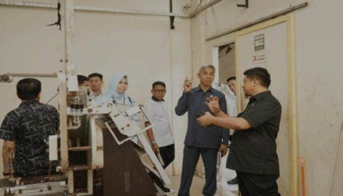 DPRD Gowa Grebek Pabrik Rokok Ilegal di Zona Terlarang, Cukai Diduga Palsu!