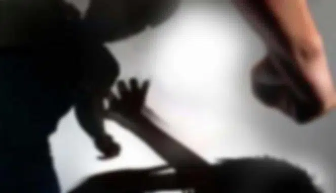 Parah! Polisi Hajar Wartawan Tempo di Tengah Aksi Buruh