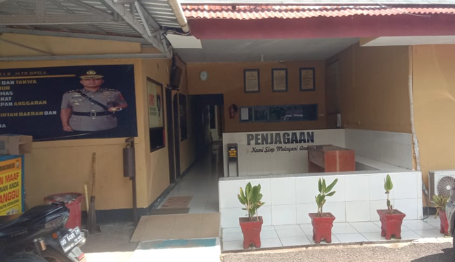 Teror Batu di Maros: Rumah Warga Diserang, Polisi Dinilai Tutup Mata