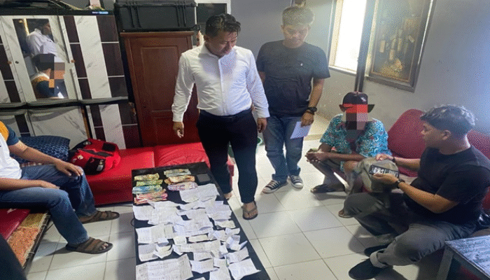 Polisi Gerebek Sarang Togel di Sinjai, 3 Pria dan Uang Tunai Disita