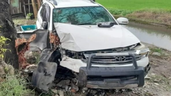 Kecelakaan Tunggal di Poros Takalar, Fortuner Terjun dan Tak Bisa Jalan