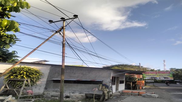Warga Resah Tiang Listrik Rapuh, PLN Sibuk Hitung Anggaran