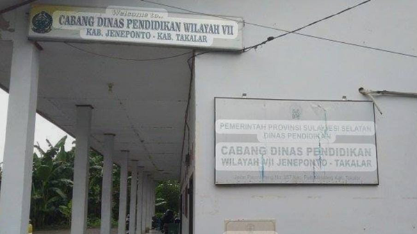 Gaji Masih dari Sekolah, Tapi Tugas di Cabdin: Status "Pak Ulli" Bikin Heboh