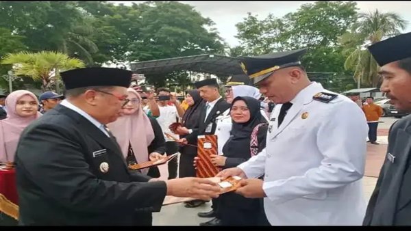 Mappaturung Resmi Nahkodai Mangarabombang, Bupati Tekankan Profesionalisme Pelayanan