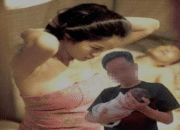 Miris! Istri Layani Pria di Kamar, Suami Tunggu Sambil Gendong Bayi dan Main Judi Online