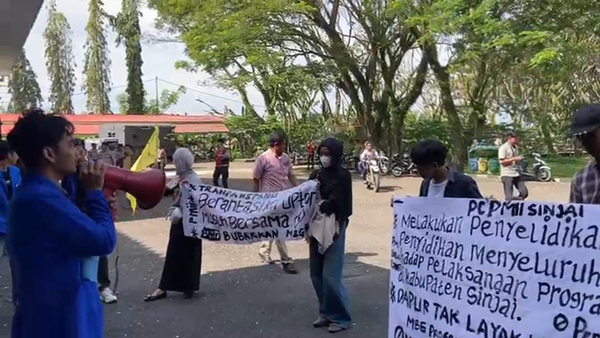 Mahasiswa Geruduk Polisi, Desak Pengusutan Dugaan Mark-Up Anggaran MBG Sinjai