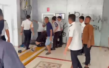 “Saya Bunuh Ko!” Ancaman Mengerikan Warnai Demo Berdarah di Lapas Bollangi