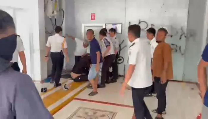 “Saya Bunuh Ko!” Ancaman Mengerikan Warnai Demo Berdarah di Lapas Bollangi