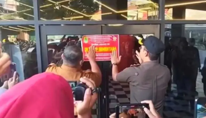 Helen’s Night Mart Tersandung Kasus Pesta Gay, Tiga Pengelola Terancam 9 Tahun Penjara