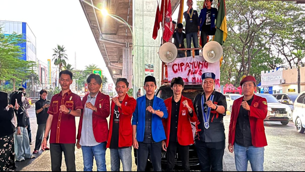 Cipayung Plus Kepung DPRD Sulsel, Rupiah Terpuruk Pemerintah Didesak Bertanggung Jawab