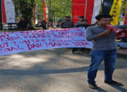 Dugaan Mafia BBM dan Rokok Ilegal Disorot, Mahasiswa Gedor Polda Sulsel
