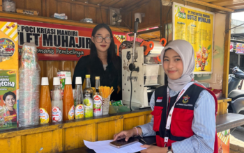 Luar Biasa! Mahasiswa KKN Unhas Sulap UMKM Sidrap Go Digital dalam Hitungan Hari