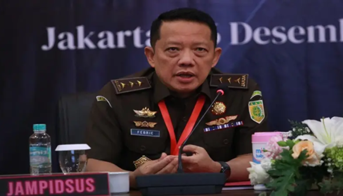 Isu Pengunduran Diri Jampidsus Febrie Berembus di Tengah Kasus Korupsi Batubara