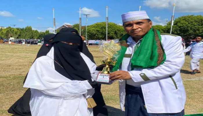 Nur Bintang Qurahmi Catat Prestasi Nasional di Bidang Kaligrafi Kontemporer