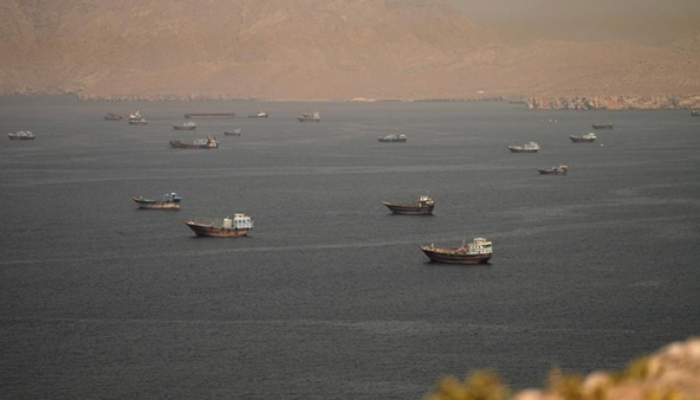 Iran Kunci Selat Hormuz, AS Dituntut Bayar Kompensasi Perang