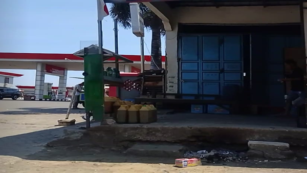 SPBU Tepo Disorot, Pengecer BBM Diduga Kuasai Pasokan