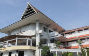 Duit Proyek Dipertanyakan, Penyedia Material Kamar Mandi DPRD Makassar Mengaku Belum Dibayar