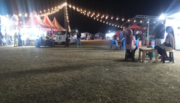 Lapangan Sepak Bola Jadi Area Komersial, Ada Izin atau Sekadar Dibiarkan?