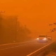 Langit Palangka Raya Berubah Oranye Pekat, Pemandangannya Bak Film Kiamat